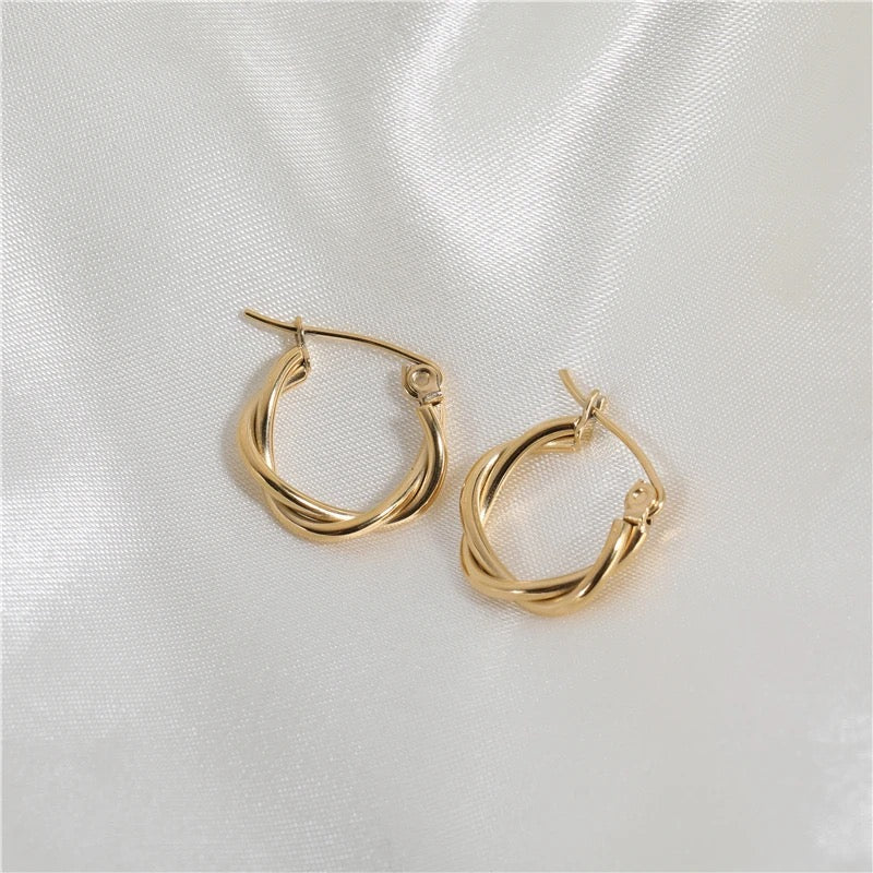 Twisted Hoops - Gold